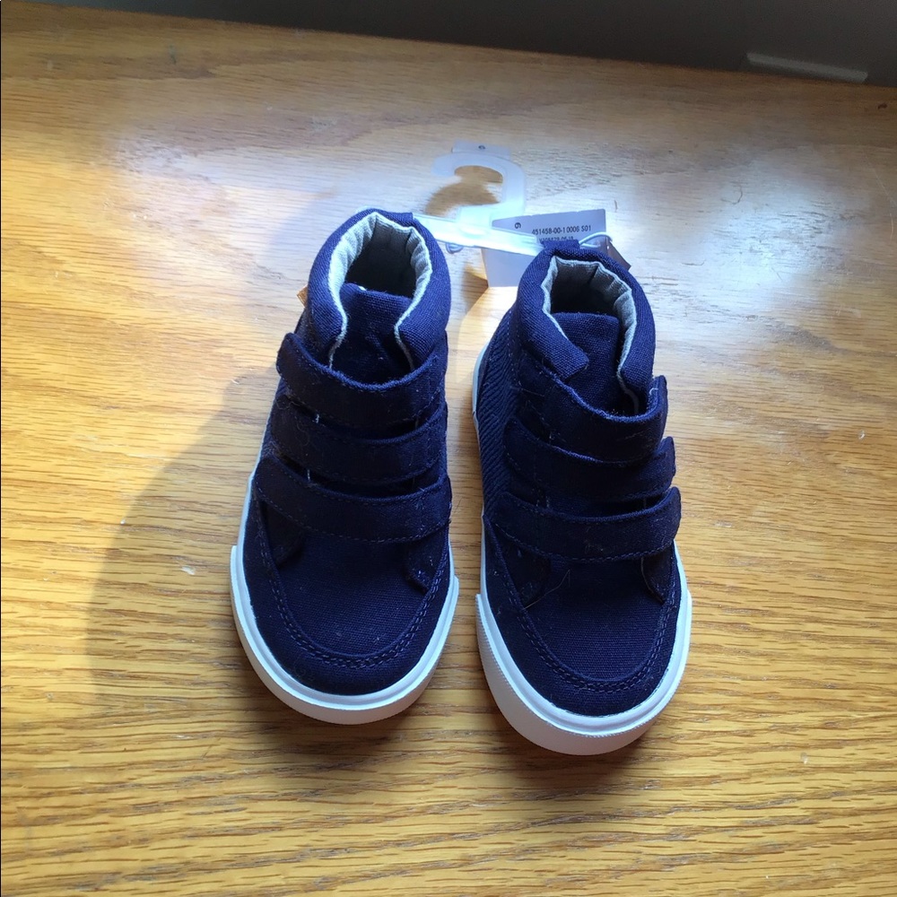 Shoes - Picture 5 of 6